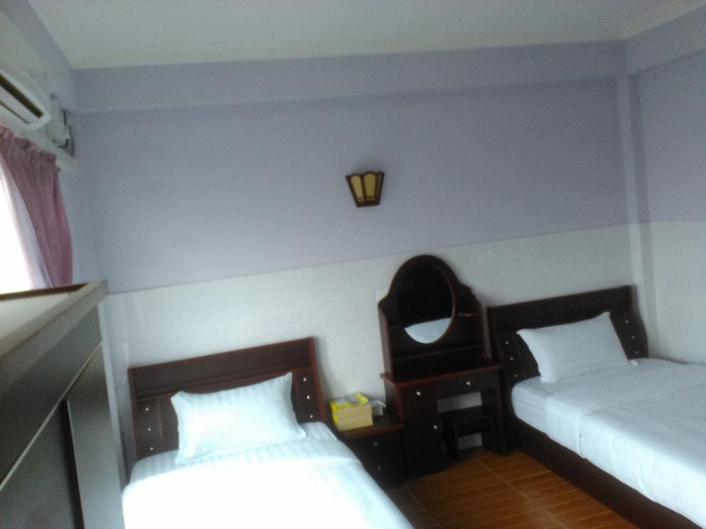 99号汽车旅馆 彬乌伦 外观 照片